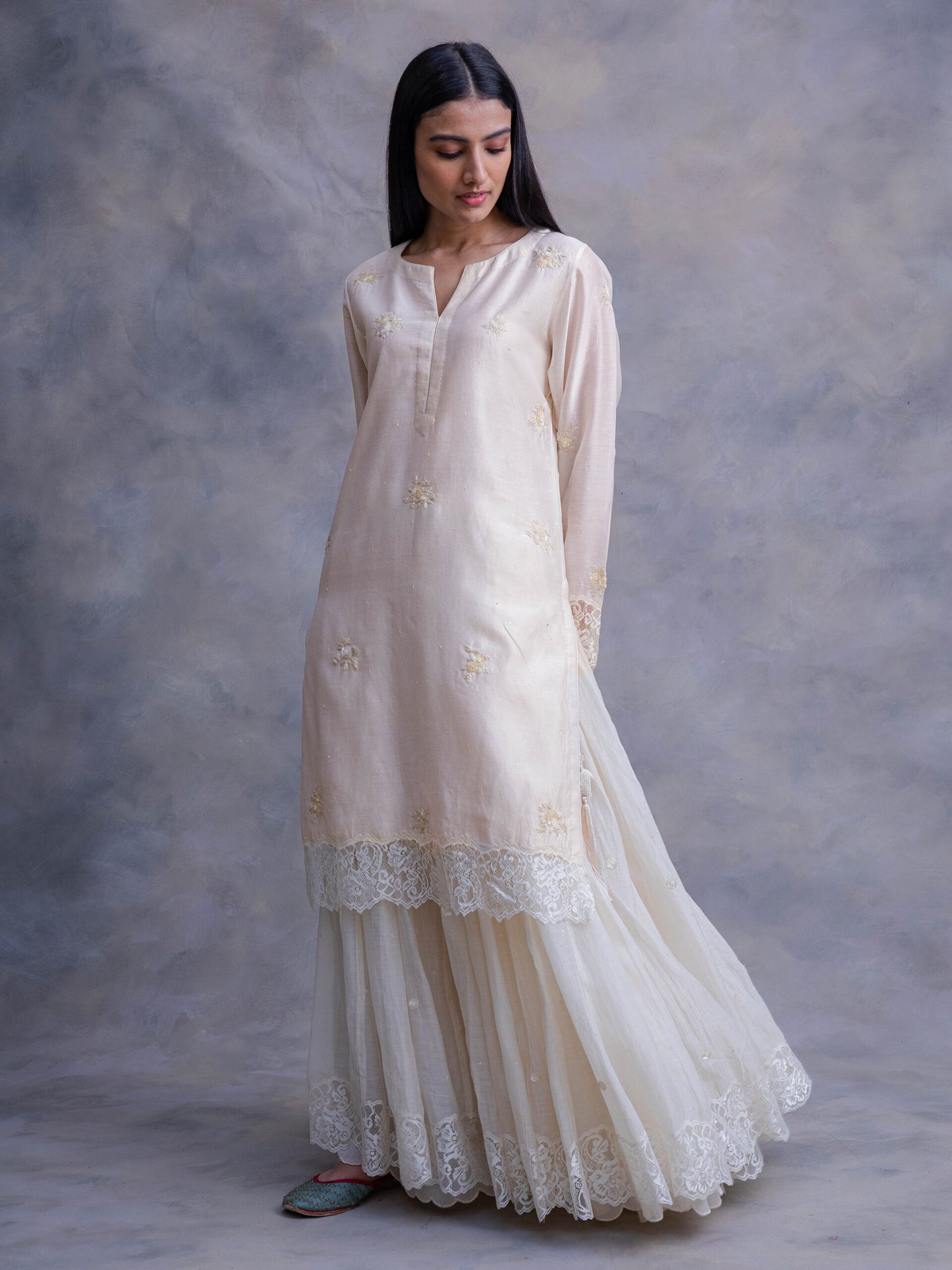 Bahaar-afshaaN